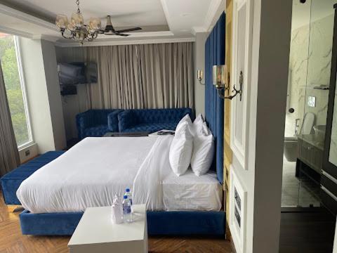 Claret inn&suite Dalhousie Exteriör bild